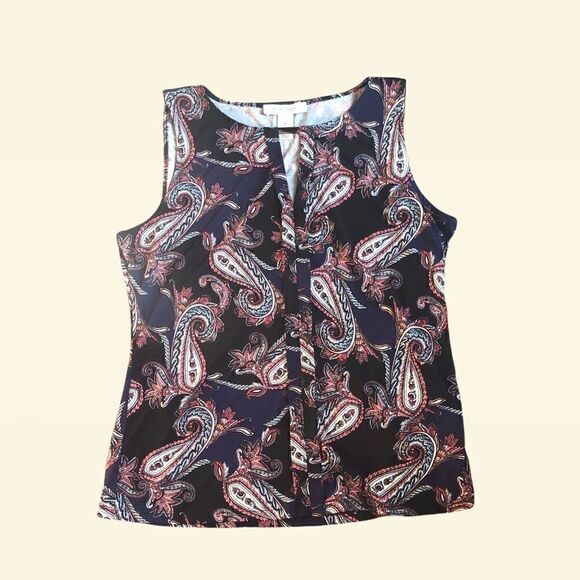 ⭐️ 3 for $30 White House Black Market Paisley Silver Center Clasp Tank Blouse. - Picture 7 of 8